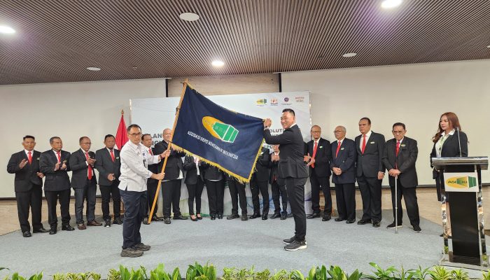 Dirjen Hubla Lantik Pengurus DPP ASDEKI 2023-2028