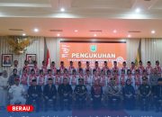 Bupati Berau Kukuhkan 33 Anggota Paskibraka Tahun 2024