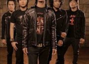 Band D,Masiv Membawakan Lagu Andalan “Semakin” Sukses Hibur Pengunjung Berau Expo