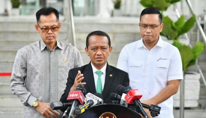 Isyarat Terbaru Bahlil, Kendaraan Ini Bakal Dilarang Isi BBM Subsidi