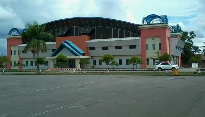 Oktavia Apresiasi Dispora Mau Perbaiki Gedung Graha Pemuda Berau