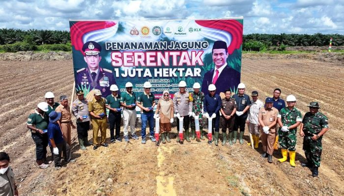 Dukung Swasembada Pangan, Bupati Berau Ikuti Tanam Jagung Serentak 1 Juta Hektar