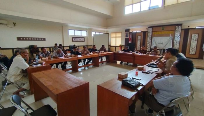 Disnakertrans Berau Mediasi Pesangon Eks Karyawan PT Kertas Nusantara