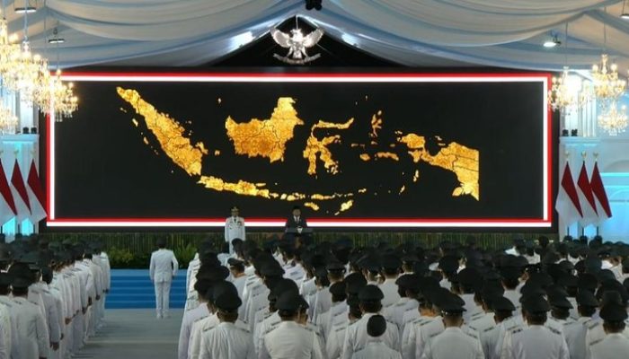 Sejarah Baru! Prabowo Lantik 961 Kepala Daerah Serentak di Istana Negara