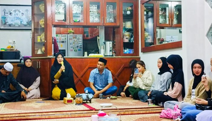 Jaga Tali Silaturahmi Syarifatul Syadiah mengadakan Sahur Bersama Dengan Rekan Pers Berau