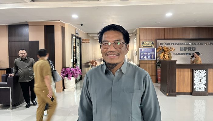 Feri Kombong Dukung Starlink di Pedalaman Berau: Prioritaskan Internet untuk Sekolah dan Puskesmas