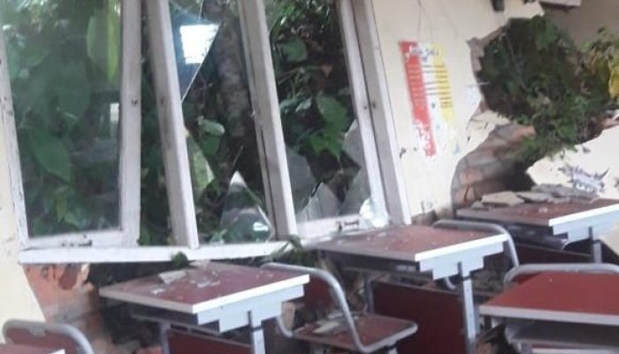 Ketua Komisi I DPRD Berau Desak Tindakan Cepat Usai Longsor di SDN 001 Gurimbang
