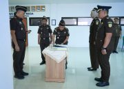 Kejari Berau Langsungkan Sertijab dan Lantik Dua Jabatan Fungsional