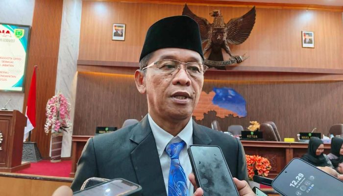 Anggota DPRD Berau, Nurung Desak Pemkab Berau Segara Selesaikan Keterlambatan Gaji Guru Honorer