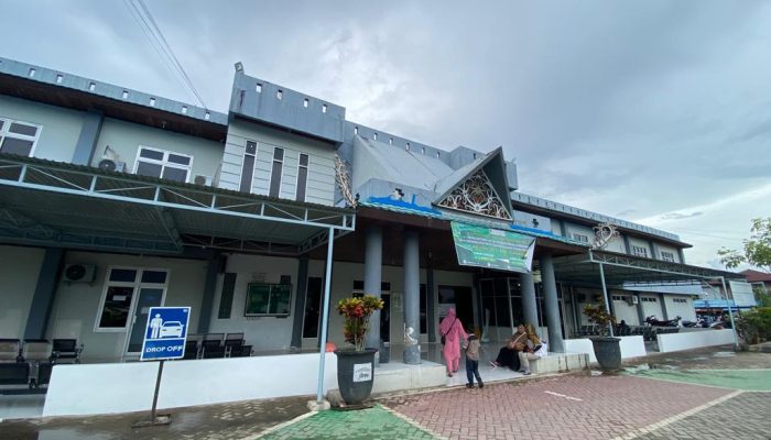 Gideon Soroti Ancaman Penurunan Kelas RSUD Abdul Rifai, Desak Evaluasi Manajemen